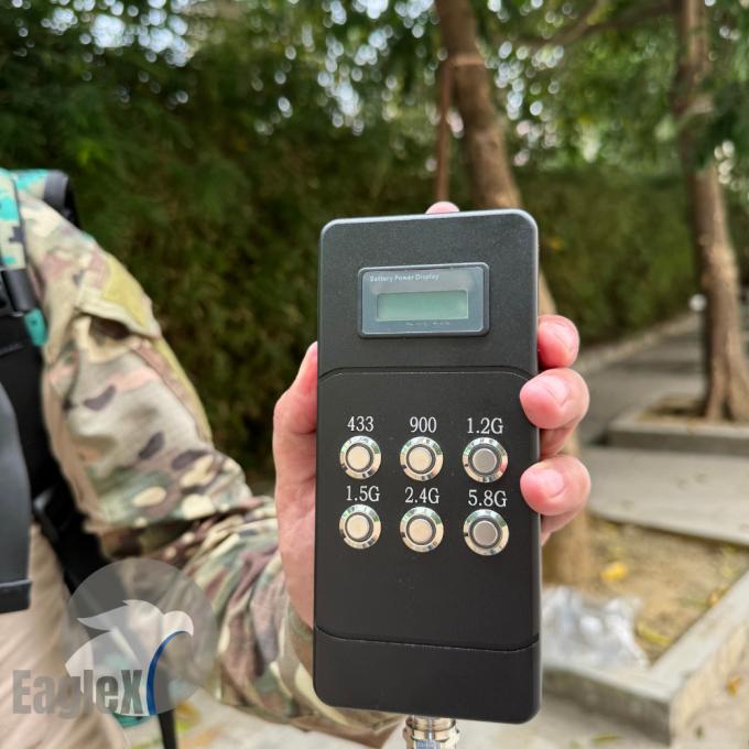 2000M 6 التردد مكافحة FPV طائرة بدون طيار التشويش حقيبة الظهر نمط طائرة بدون طيار GPS التشويش 0